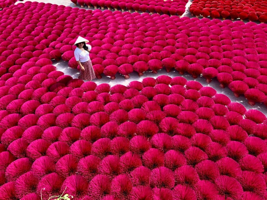 From Ha Noi: Perfume Pagoda & Quang Phu Cau Incense Village - Lunch between worlds: a local meal included