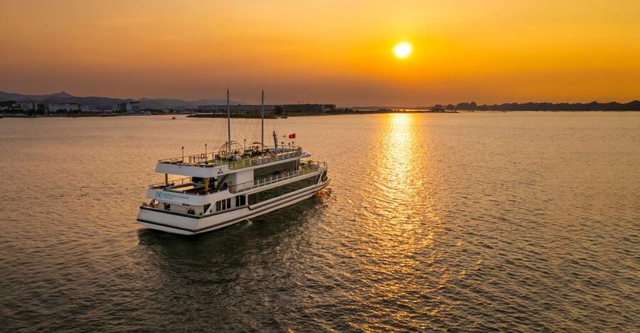 From Hanoi: 1-Day Halong 5-Star Cruise w/Jacuzzi & Limousine - Hanoi to Tuan Chau: how the day starts (and why timing matters)