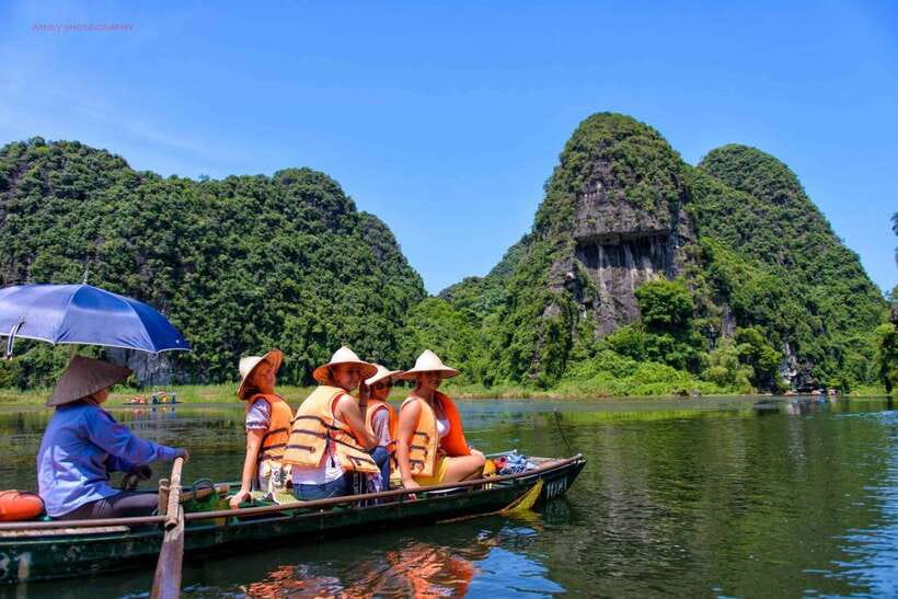 From Hanoi: 1-Day Ninh Binh Highlights Tour with Lunch - Pagoda Scale or Ancient Citadel: Bai Dinh and Hoa Lu in One Day