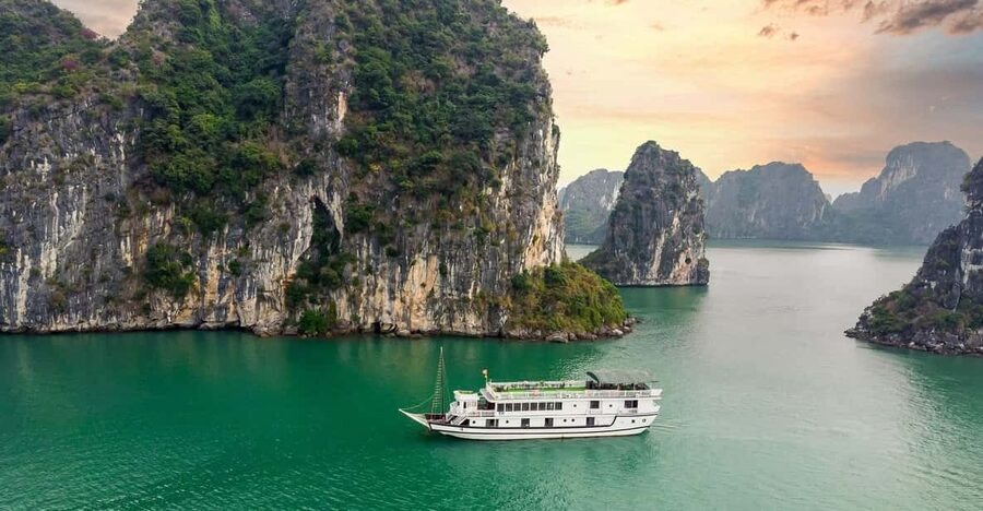 From Hanoi: 2-Day Ha Long Bay Boat Tour - Day 1: Check-in, cruise in, and why Sung Sot Cave is the big draw