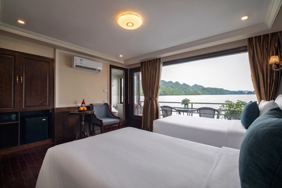 From Hanoi: 2-Day Halong and Lan Ha Bay La Pandora Cruise - Onboard Evening on La Pandora: Dinner, Squid Fishing, and Simple Comfort