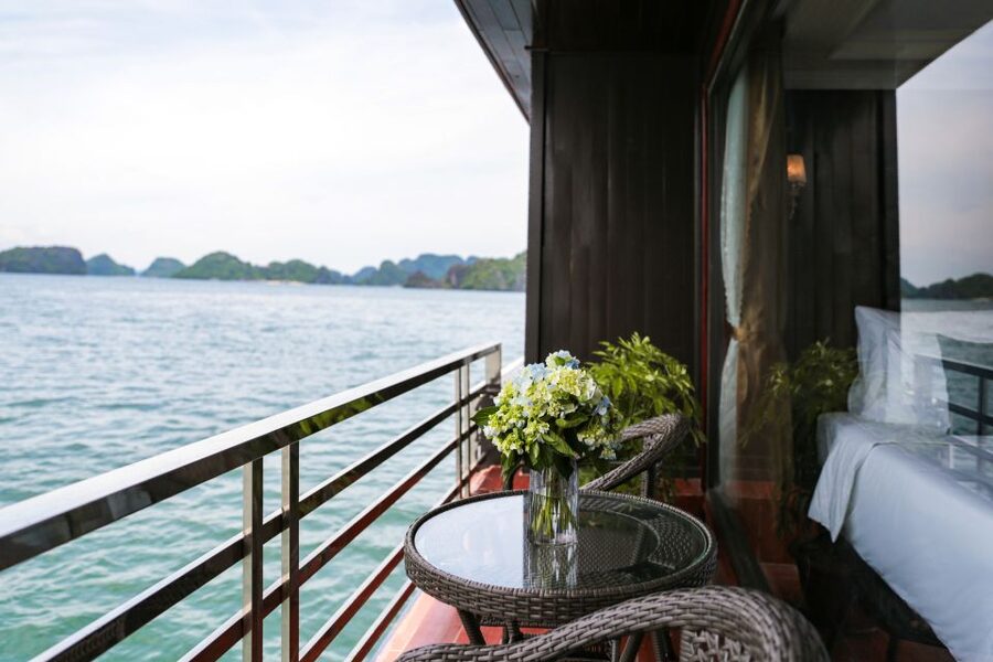 From Hanoi: 2-Day Halong and Lan Ha Bay La Pandora Cruise - Kayaking, Swimming, Tai Chi, Squid Fishing: Picking Your Energy Level