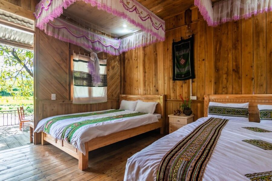 From Hanoi: 2-Day Sapa Cultural Exchange Tour with Homestay - Weather and trail conditions in Sapa: pack for cold, fog, and wet steps