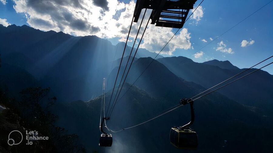 From Hanoi: 2-Day Sapa-Fansipan Peak & Trek & Ha Giang Bus - What to pack for Sapa, because weather likes to change its mind