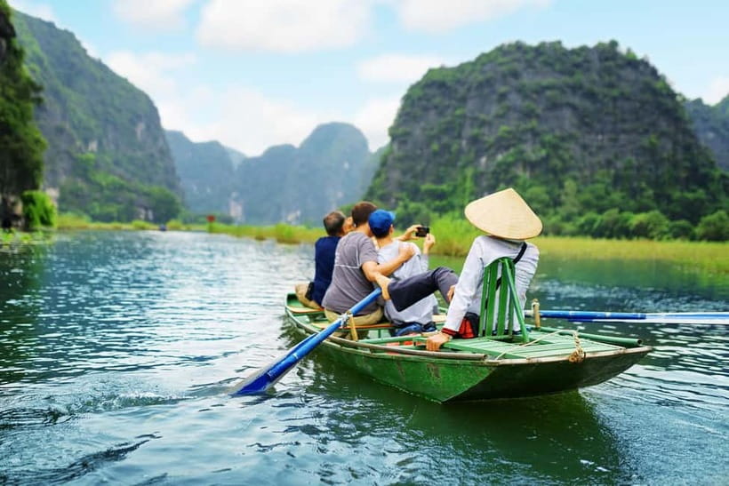 From Hanoi: 3-Day Luxury Tour Ninh Binh & Ha Long Bay Cruise - Trang An UNESCO caves: the 3-hour boat ride that earns its time