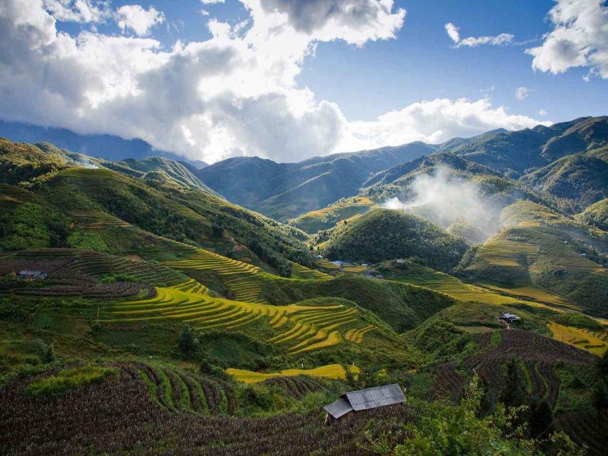 From Hanoi: 3-Day Sapa Trekking with Limousine Transfer - Day 1: Cat Cat village and a gentle start at the foot of Fansipan