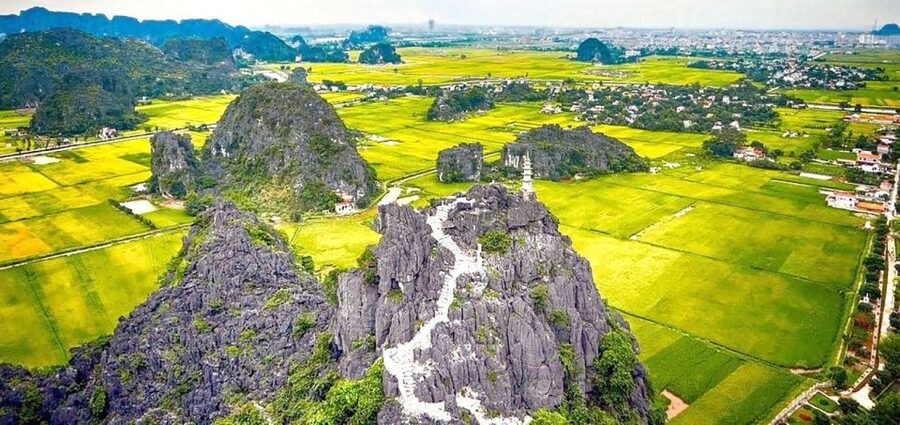 From Hanoi: 3-Day Trip to Ninh Binh with Ha Long bay Cruise - How the 3-day plan moves you from Hanoi to Ninh Binh and then to the bay