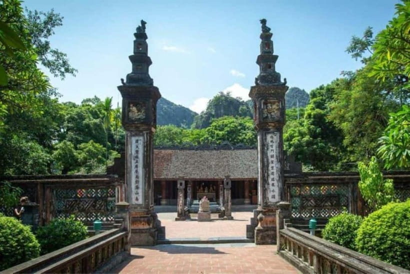 From Hanoi : 4-day Ninh Binh-Halong Bay Cruise with Balcony - Should you book this Hanoi to Ninh Binh and Halong Bay cruise?