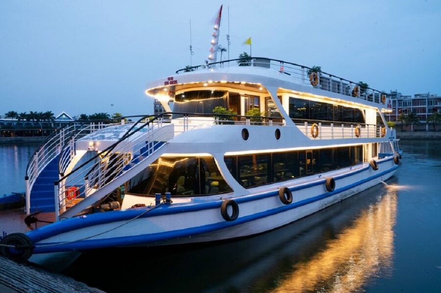 From Hanoi: Ha Long Bay Luxury Cruise Day Tour with Jacuzzi - Key highlights worth choosing this day tour for