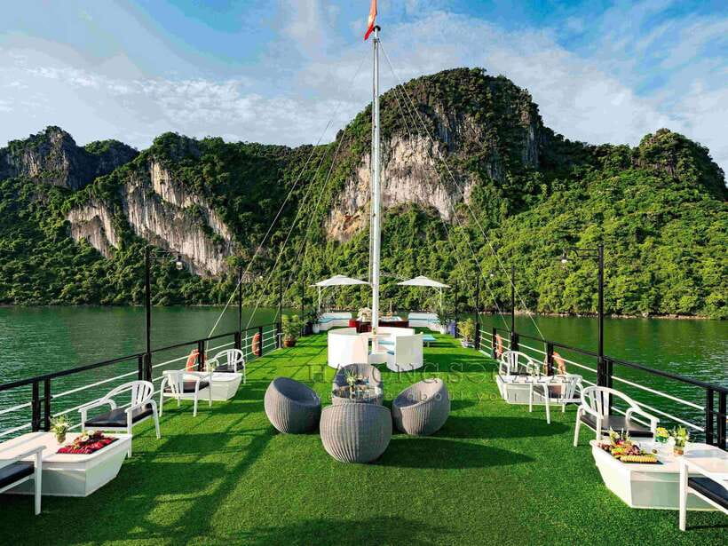 From Hanoi: Ha Long Bay Luxury Cruise with Big & Small Group - Sunset Party and Upper-Deck Time: When the Day Calms Down