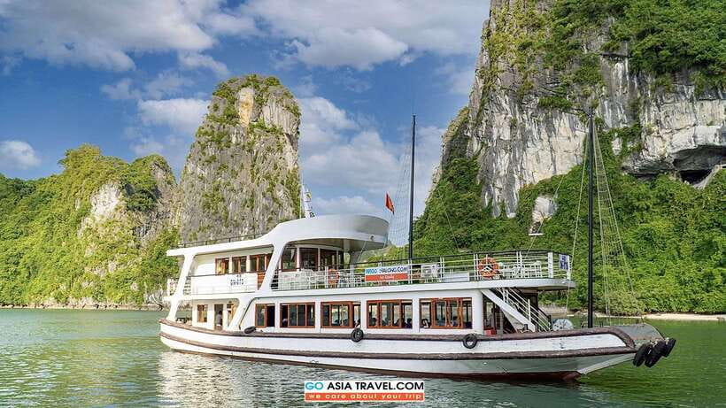 From Hanoi: Ha Long Bay Save-Cost Tours - Big & Small Groups - Sung Sot Cave: the cave walk that defines the trip