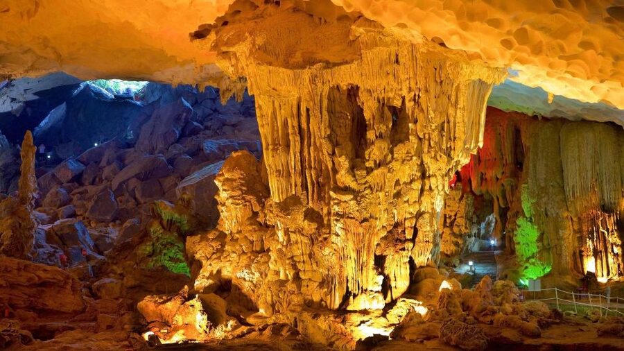 From Hanoi: Halong Bay 1 Day Trip Visit Cave, Island, Kayak - Tuan Chau Lunch and the Start of the Bay Circuit