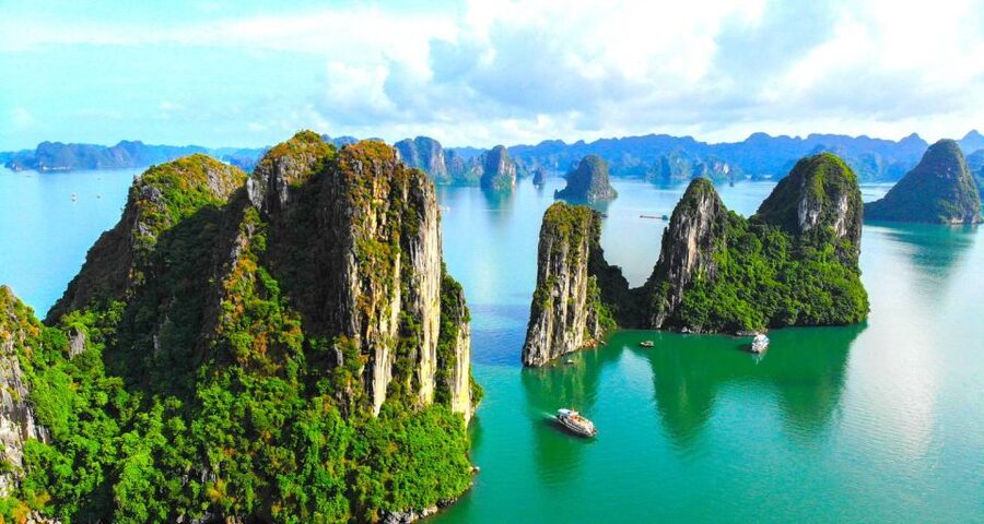 From Hanoi: Halong Bay Day Trip with Lunch and Transfers - Getting to Halong Bay: Hanoi Old Quarter pickup and the ride out