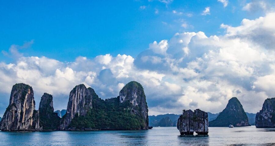 From Hanoi: Halong Bay Day Trip with Lunch and Transfers - Sung Sot Cave: the best-known cave stop and how to time it