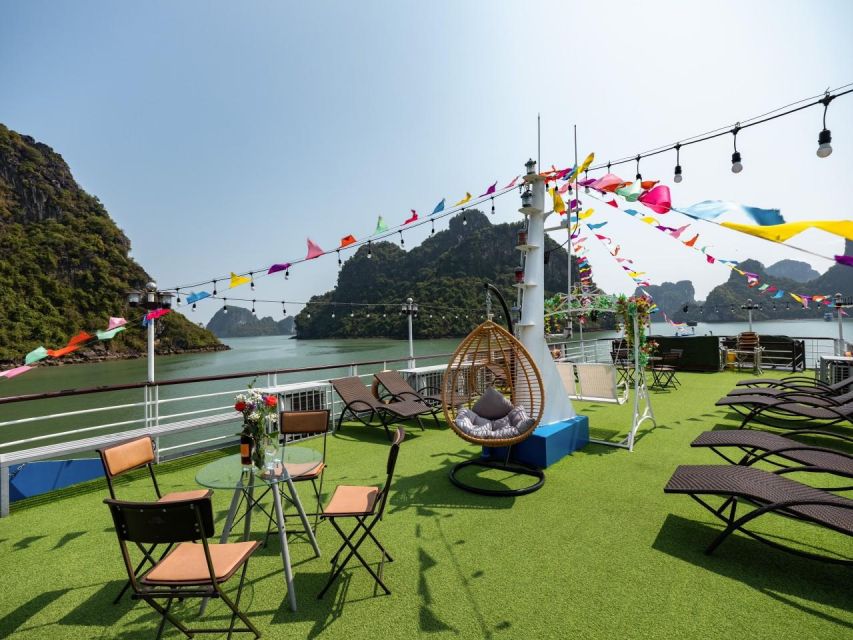 From Hanoi: Halong Bay Deluxe Cruise Day Trip - Titop Island: stairs for the view, beach time for the break
