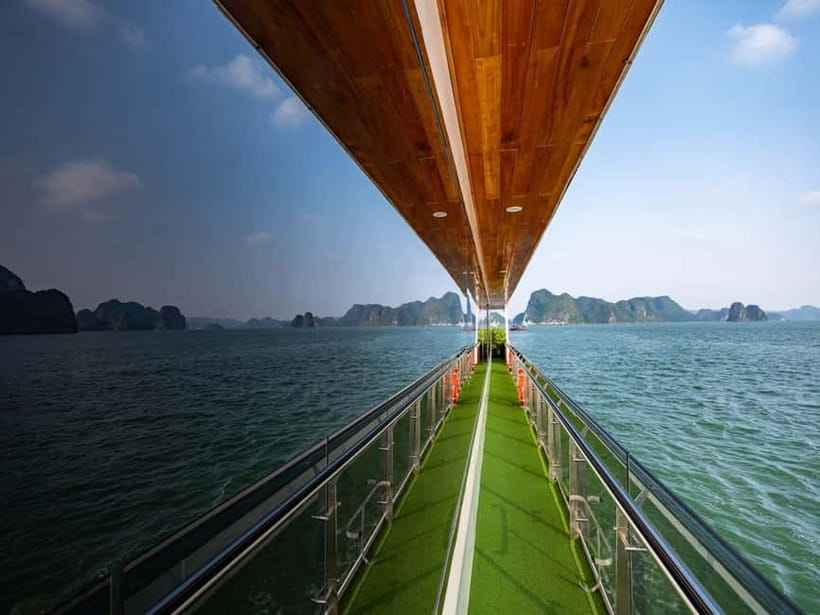 From Hanoi: Halong bay Luxury tour on 5 star cruise - Sunset party and return cruise: a fun finish on the water