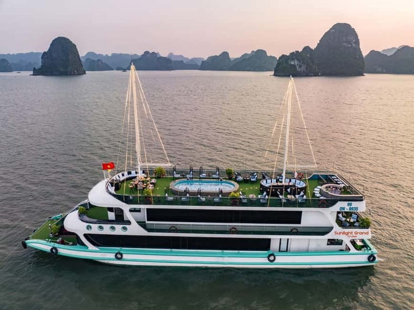 From Hanoi: Halong bay Luxury tour on 5 star cruise - Getting to Tuan Chau: the Hanoi pickup and the road rhythm