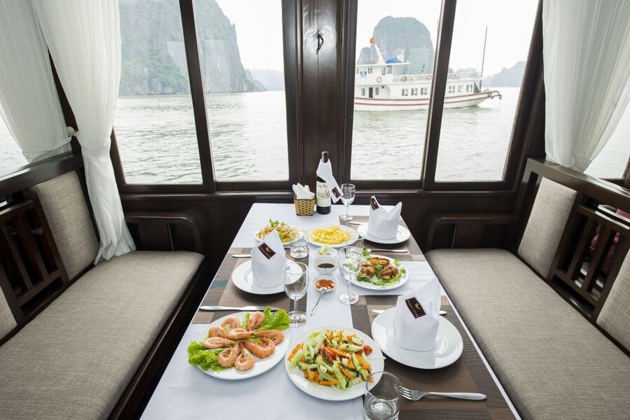 From Hanoi: Halong day trip, Route 2, 6hours, Small group - Onboard lunch and comfort: good value if you like a structured day