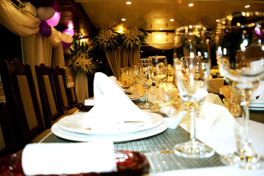 From Hanoi: Halong Explorer 3-Day Deluxe Cruise - Is this the right cruise for you?