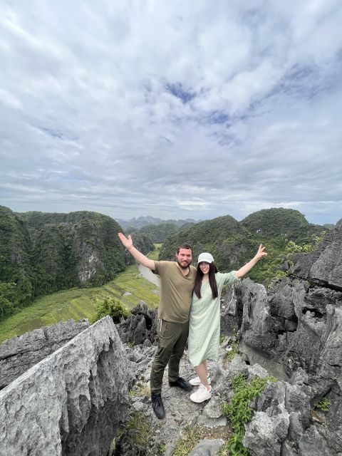 From Hanoi: Hoa Lu, Mua Cave and Tam Coc Full-Day Trip - The Mua Cave Hike and Viewpoint: Panoramas That Just Make Sense