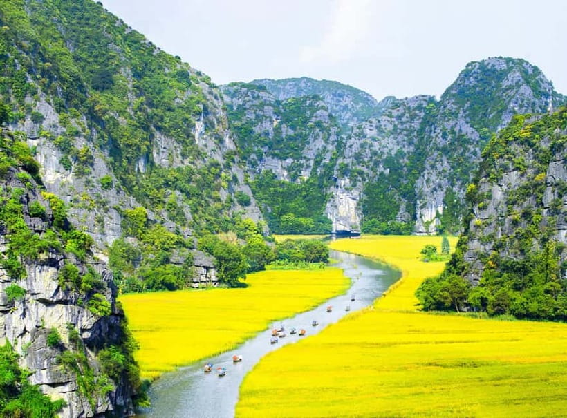 From Hanoi: Hoa Lu, Tam Coc, Mua Cave & Cycling in Ninh Binh - Ninh Binh in a One-Day Rhythm: Hoa Lu, Tam Coc, and Mua Cave