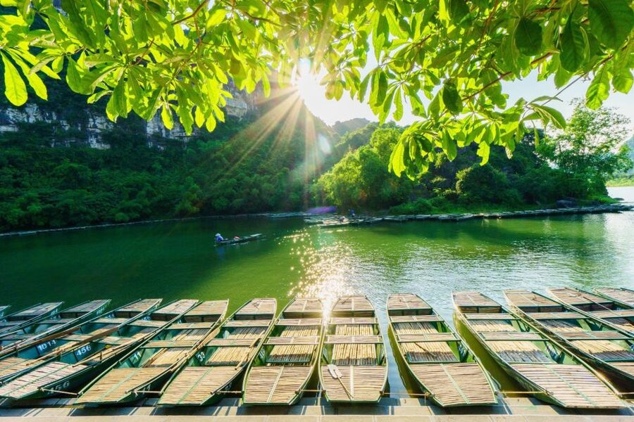 From Hanoi: Hoa Lu & Tam Coc with Buffet lunch & Cycling - Hoa Lu Ancient Citadel and King Dinh Temple Walk