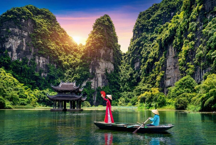 From Hanoi: Hoa Lu-Trang An-Mua Cave Luxury Trip w/Limousine - Key things I’d note before you go