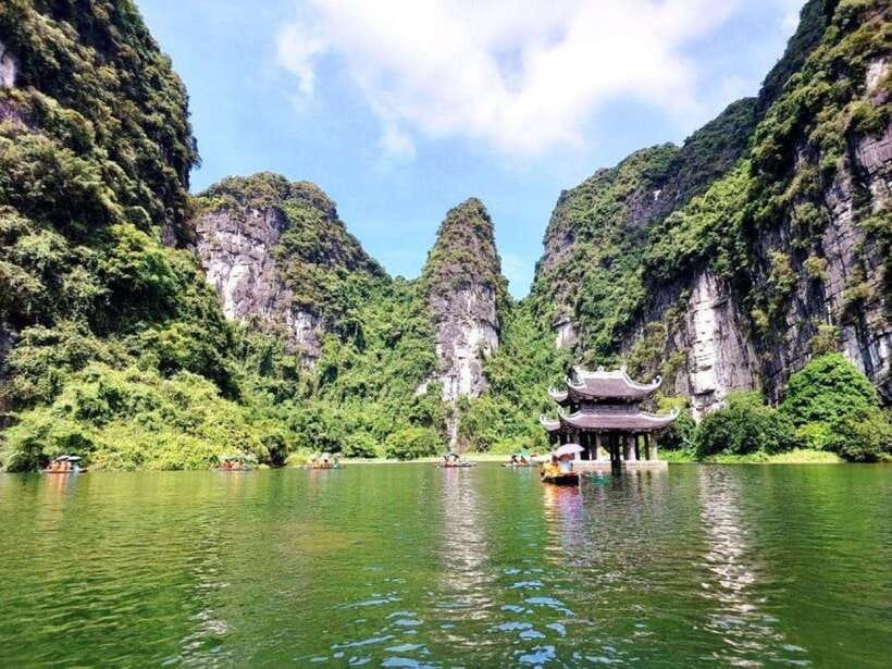 From Hanoi: Ninh Binh, Bai Dinh, Trang An and Mua Cave Trip - Electric car, entrance fees, and what you actually get for $46