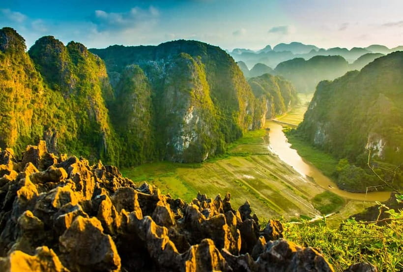 From Hanoi: Ninh Binh Boat Ride, Mua Cave Hike, Temple Visit - Your day’s menu: pick a route that matches your pace