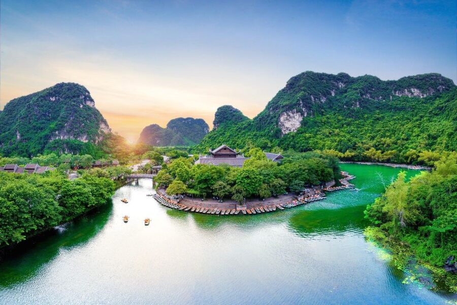 From Hanoi: Ninh Binh, Hoa Lu, Tam Coc, & Mua Cave Day-Trip - Price and value: what you’re paying for and why it adds up