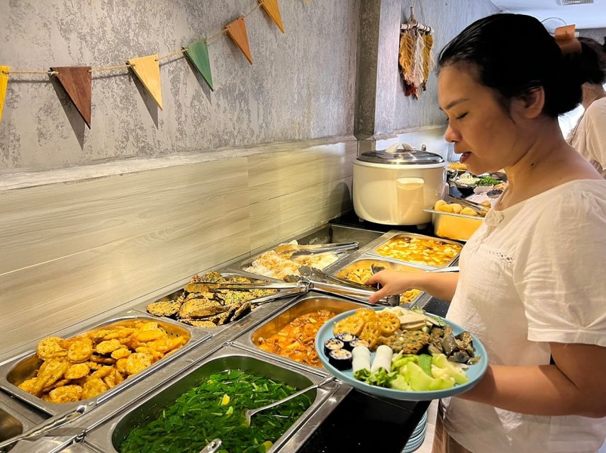 From Hanoi: Old Quarter Vegetarian Food Tour - Meet at 38 Bát Sứ, then get your snack game plan