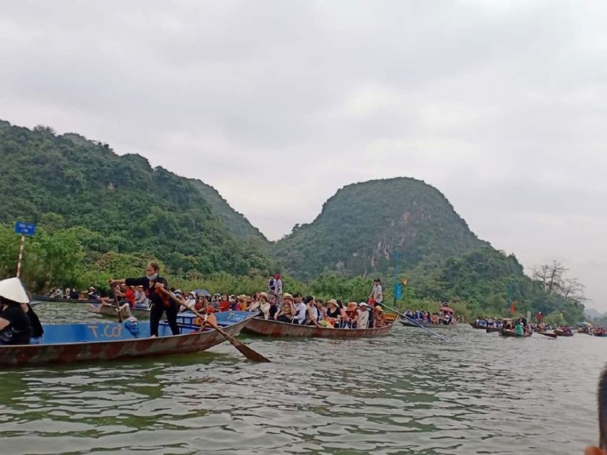 From Hanoi: Perfume Pagoda Tour and Yen Stream Boat Ride - Huong Tich cave and the Perfume Pagoda complex: how to enjoy it