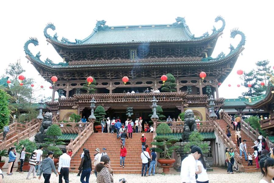 From Hanoi: Perfume Pagoda Tour and Yen Stream Boat Ride - Thien Tru Pagoda at 2:00 PM, a calmer pause