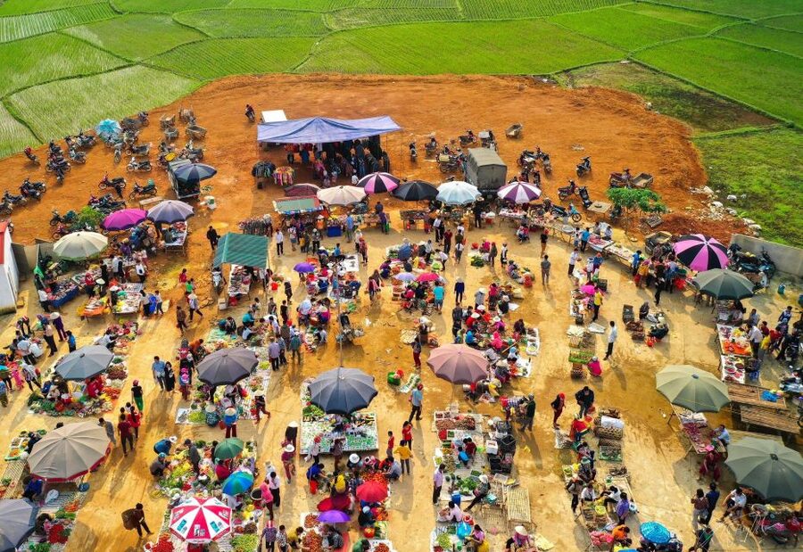 From Hanoi to Pu Luong: 2-Day Trip in Ethnic Villages - Day 1: Pickup, Thung Khe Pass, and Com Lam on the way to Pu Luong