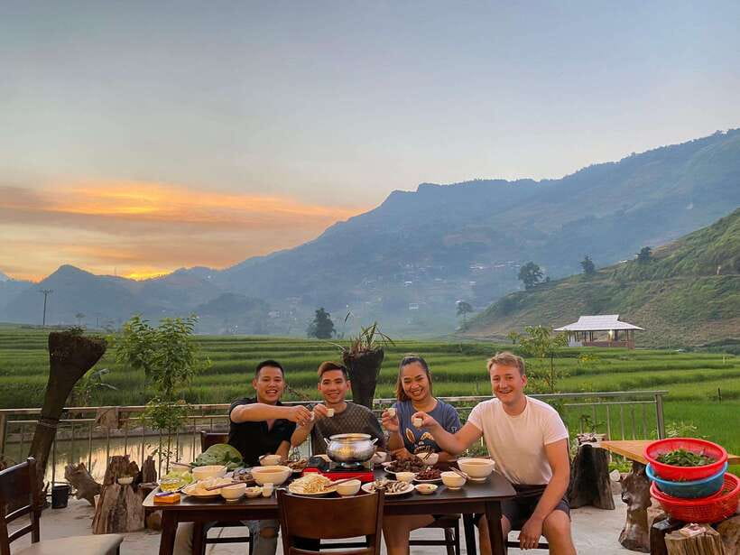 From Hanoi: Trek and Stay: 3-Day Sapa Highlands Adventure - Day 1: Cat Cat Village and Sin Chai, plus an early evening reset