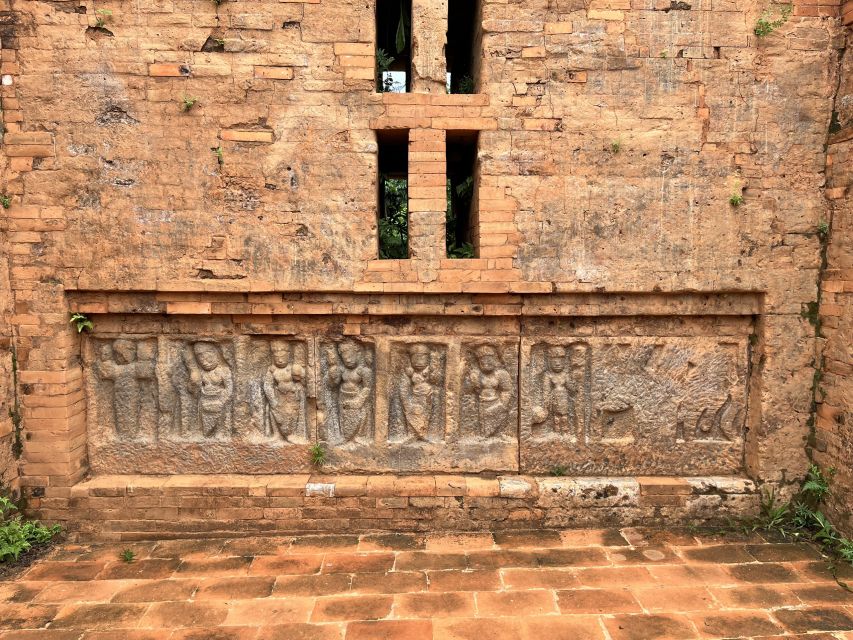 From Hoi An: Marble Mountains and My Son Sanctuary Day Trip - Sunset on the Thu Bon River: banh mi and a cooler pace