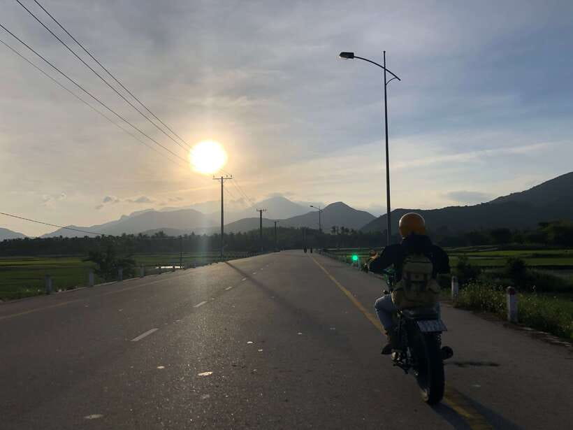 From Hue/Da Nang/Hoi An: Hai Van Pass Tour by Motorbike - Getting picked up at your hotel, then starting with iconic Da Nang sights