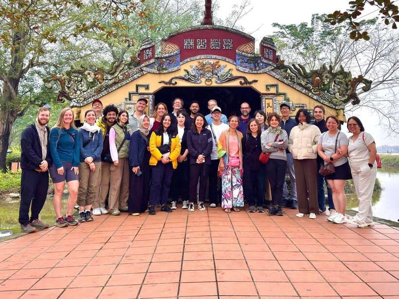 From Hue: Hoi An Bus Transfer with 4 Sightseeing Stops - Stop 3, Hai Van Pass: Hairpin Turns and Big Sea Views
