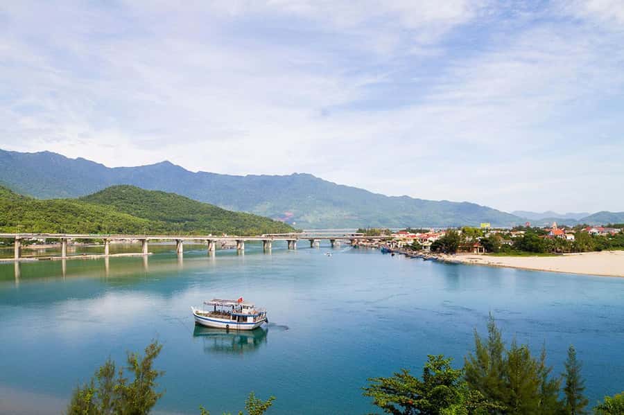 From Hue: Hoi An Guided Bus Tour with 4 Scenic Stops - Price and value: why $13 can work, and what you’ll still pay