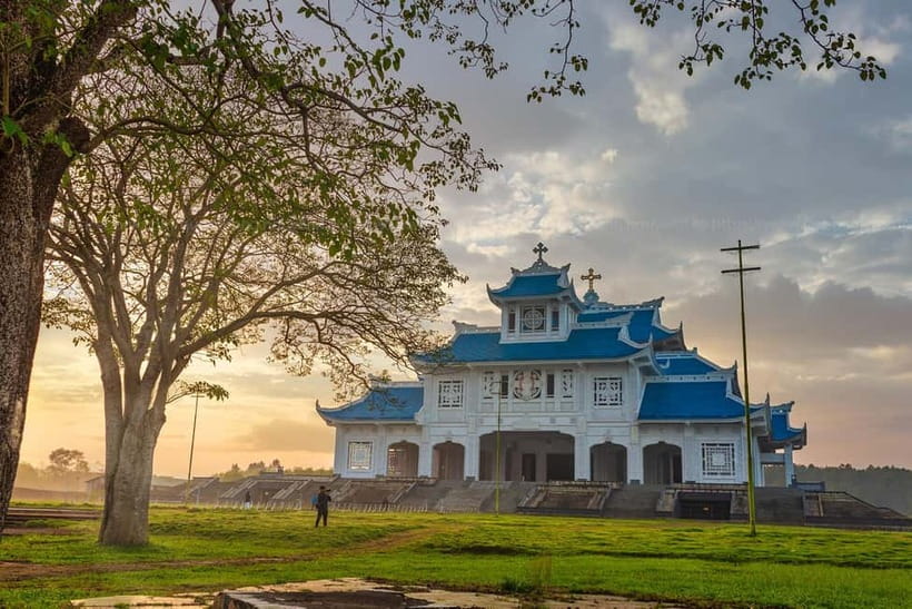 From Hue to History and Nature: DMZ & Phong Nha Cave Tour - Why this $85 day feels like real value