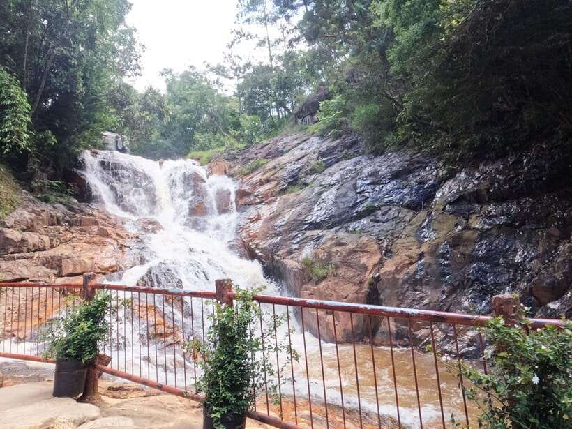 From Nha Trang: Day Trip to DaLat with Lunch - Truc Lam Monastery: calm views over Tuyen Lam Lake