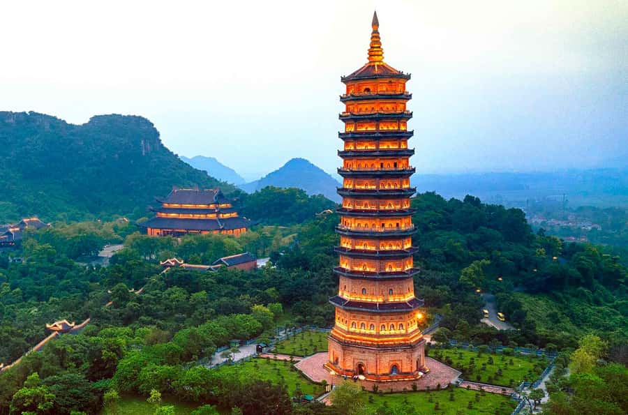 From Ninh Binh : Bai Dinh, Hoa Lu, Trang An, Mua Cave Tour - Bai Dinh Pagoda: Giant Bells, 500 Arhats, and the Quan Yin Detail