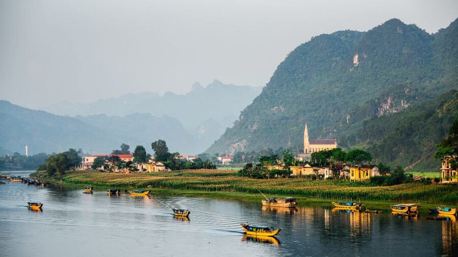 From Phong Nha/Dong Hoi: Paradise and Phong Nha Cave Tour - Getting to Phong Nha, the ride is part of the day
