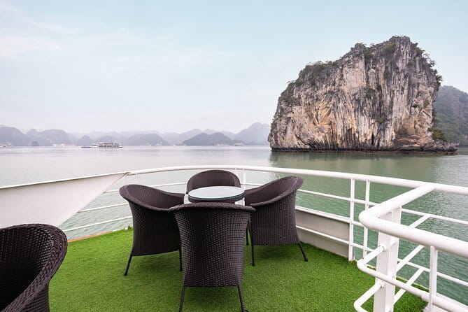 Full day Boat Tour Lan Ha Bay - Ha Long Bay: Kayak, Beach Hopping - Guides and small-group vibe: where comfort meets clarity