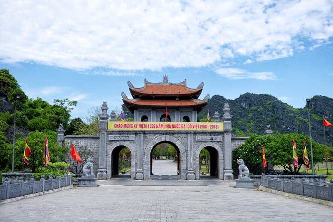 Full-Day Ninh Binh Highlights Tour from Hanoi - Guide and Group Size: Why the Day Feels Managed
