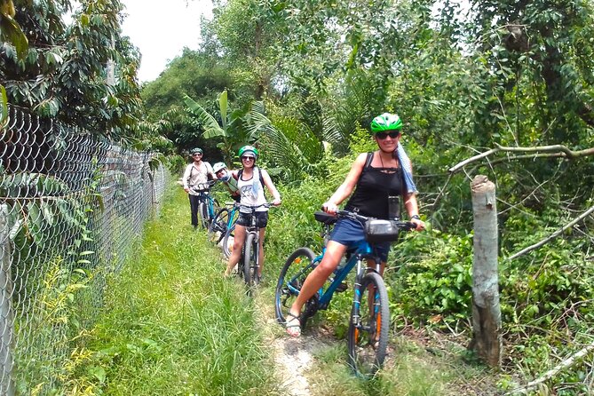 Full Day Off The Beaten Track the Mekong Delta. - Lunch, coffee, and the small breaks that keep the day enjoyable