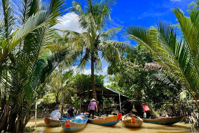 Full-Day Tour in Mekong Delta with Pick Up in Central District 1 - A Long Day on the Tien River, Starting in District 1