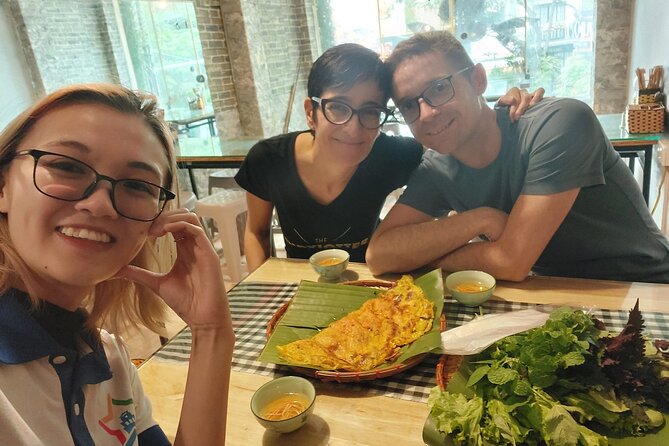 (Group/Individual) HANOI STREET FOOD TOUR - Old Quarter walking route: Bun Cha, Banh Cuon, and noodle stops