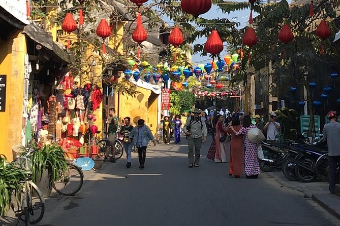 Guided Tour to Marble Mountains & Hoi An Walking Tour , Night Market, Boat Ride - Hoi An Night Market and the sampan ride: lanterns in motion