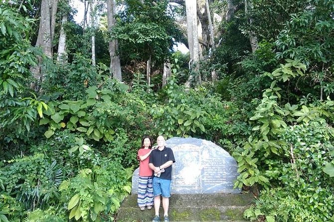Guided Tour to Visit Marble Mountain,Lady Buddha Statue& Monkey Mountain by Jeep - Marble Mountains pagodas and caves you can actually walk through